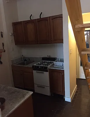 Rented by Frank Valvo Real Estate | media 2