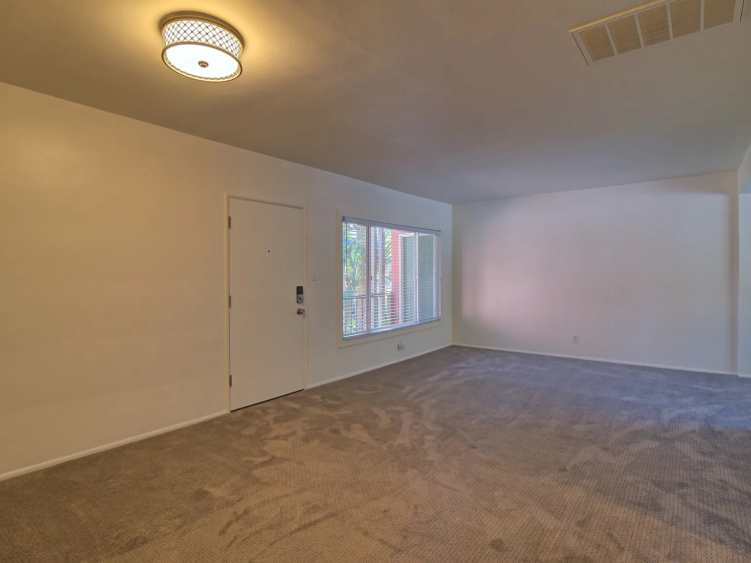 1 bed, 600 sqft, $1,400 — Photo 3