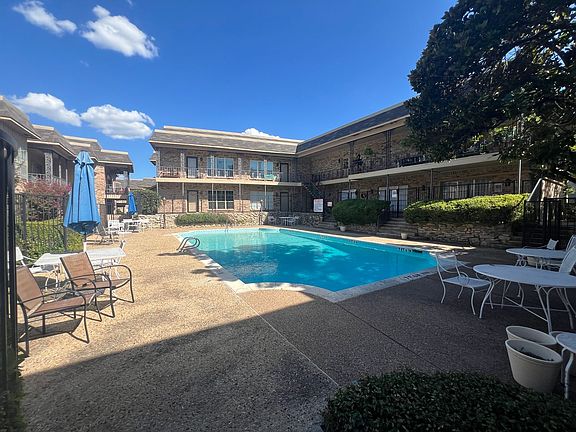 2nd image of 4405 Bellaire Dr S APT 217S