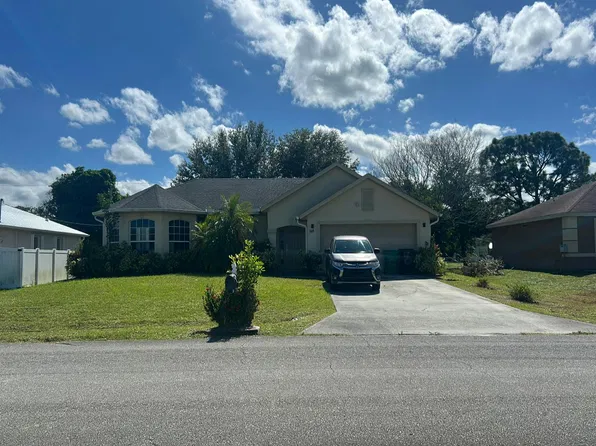 618 SW Colleen Ave, Port Saint Lucie, FL 34983