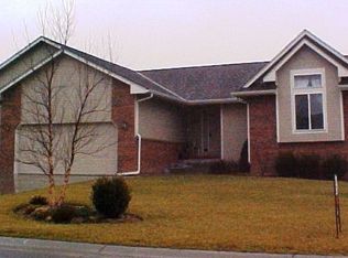 882 S Zelta Ct, Wichita, KS 67207