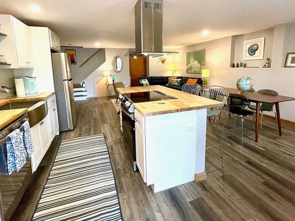 61 Cumberland St, Brunswick, ME 04011 Zillow