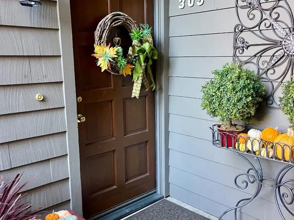 311 Bean Creek Rd APT 305, Scotts Valley, CA 95066