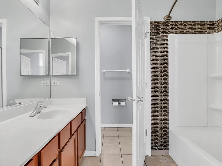 210 Rosehall Dr #260 — Photo 13