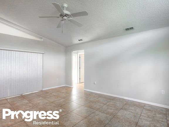 4th image of 9038 Water Hazard Dr