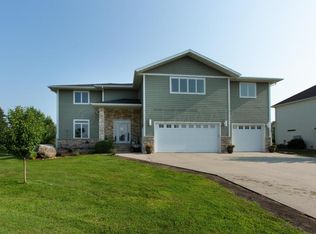 1003 3rd Ave NE, Barnesville, MN 56514