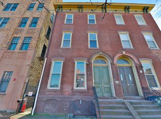 302 Cooper St, Camden, NJ 08102