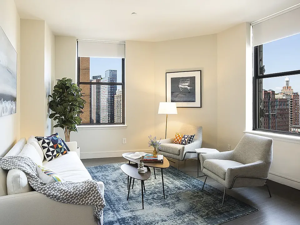 90 West St #11N