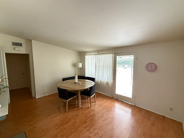 8357 Elsmore Dr — Photo 3