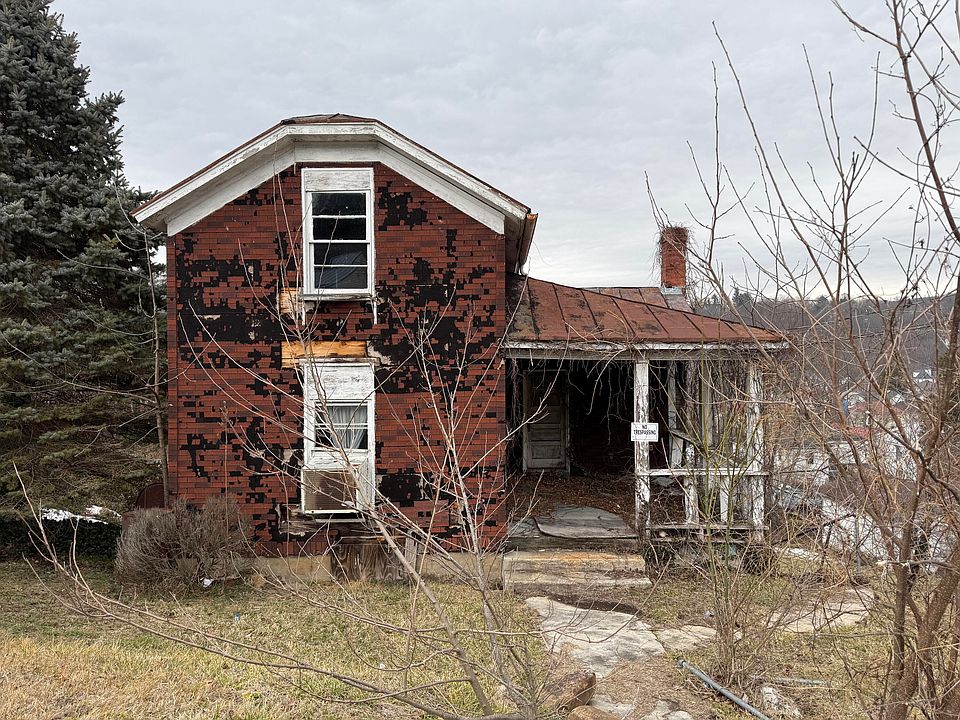 1st image of 820 Girard Ave