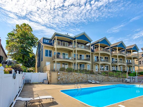 5th image of 1647 S Shore Dr Unit 5
