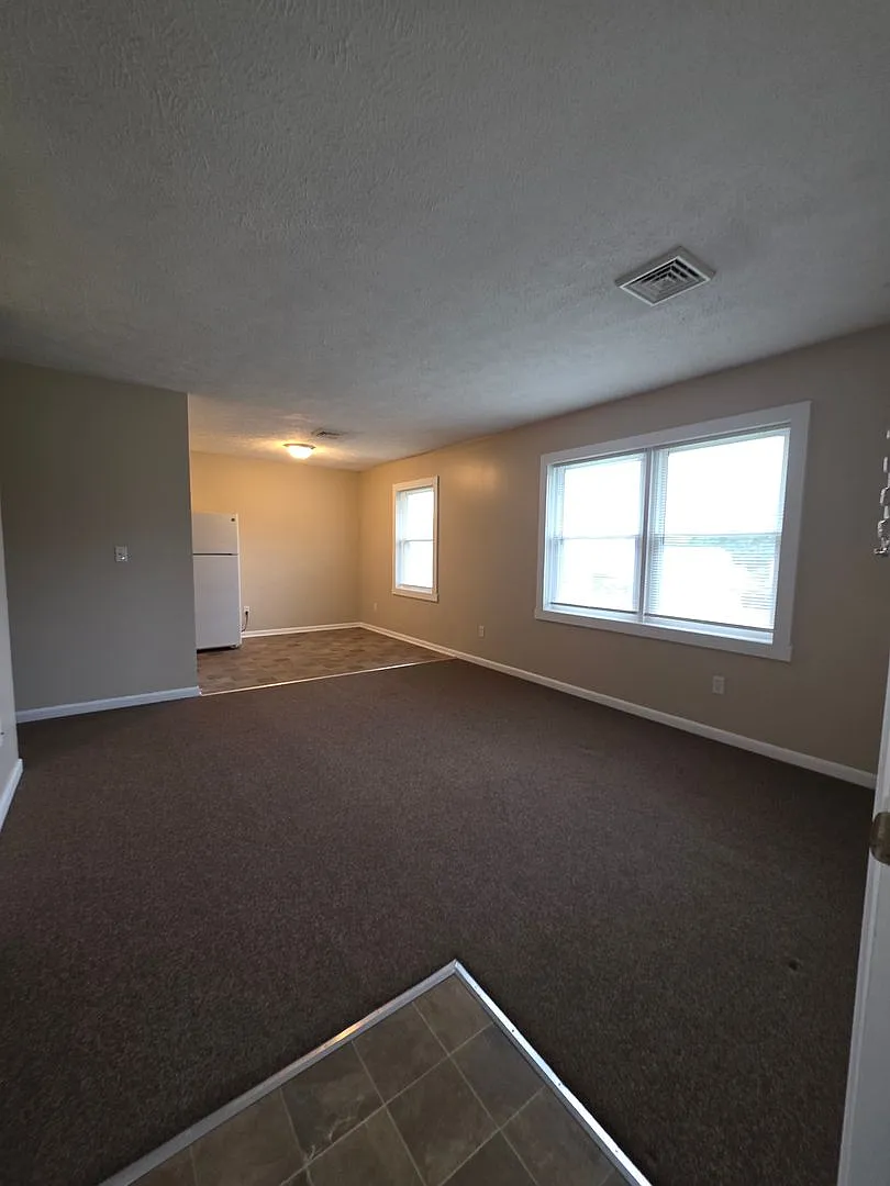 3525 Kentucky Ave Elmira Heights — Photo 1