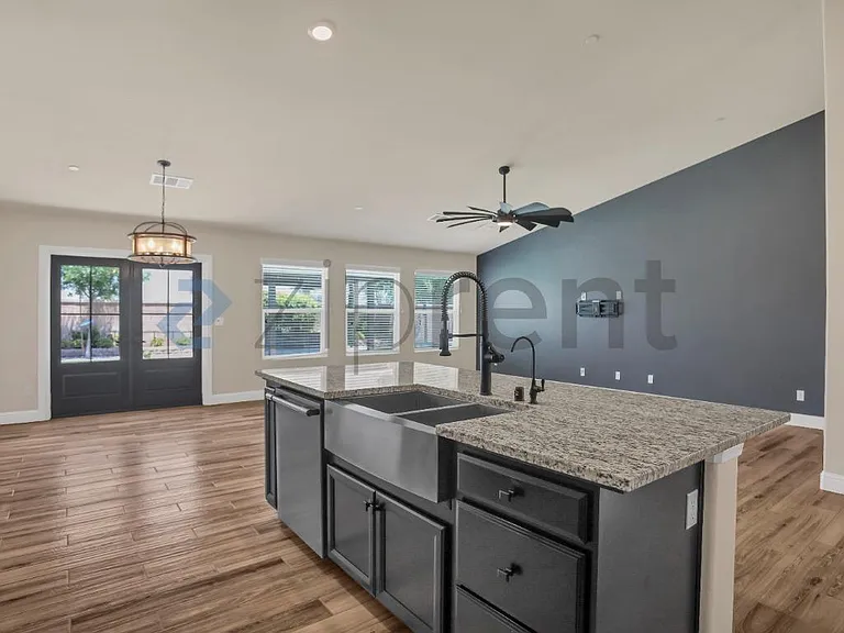 433 S Crescent Ln — Photo 46