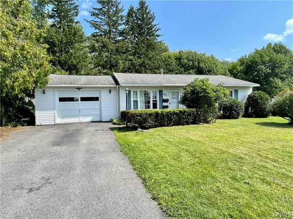 438 Briarcliff Ave, Utica, NY 13502