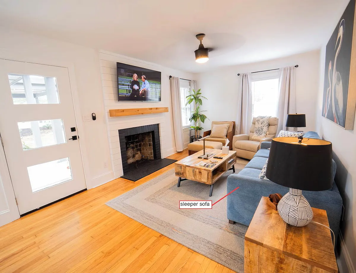 2 bed, 874 sqft, $2,100 — Photo 2