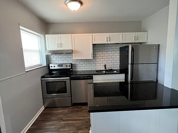2nd image of 208 Southwood Ave