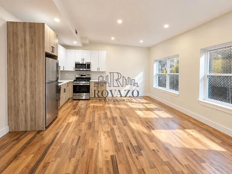 1 bed, 600 sqft, $1,950 — Photo 1
