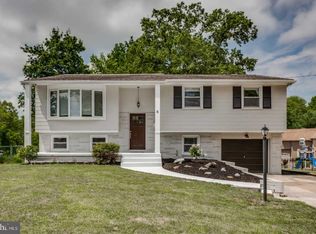 6 Coolidge Rd, Cherry Hill, NJ 08002