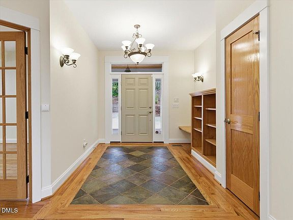 5th image of 67 Bingham Ridge Dr