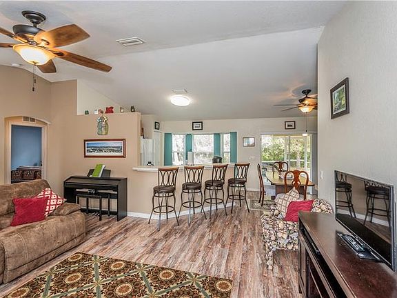 5th image of 17394 Norseman Ave