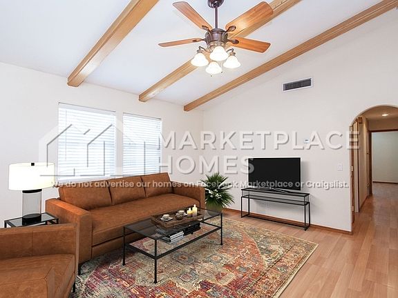 3rd image of 1400 Pinon Dr