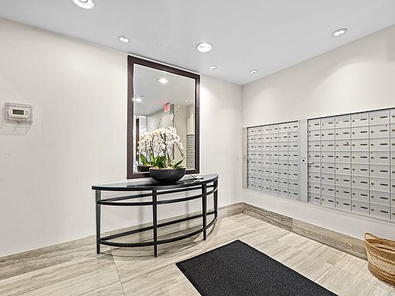 3rd image of 1473 Johnston Rd #1505