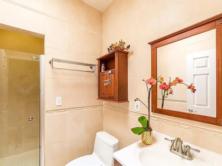 1678 Lodi Ave — Photo 10
