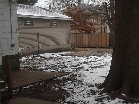 2nd image of 3828 Marvin Ave