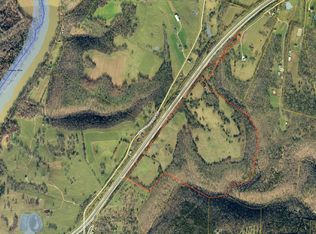 1 Cedar Lake Rd, Versailles, KY 40383