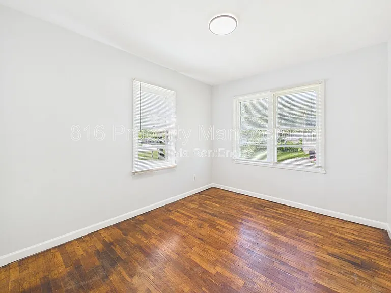 10323 E 20th St S — Photo 14