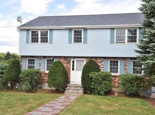 7 Gordon Ave, Pelham, NH 03076