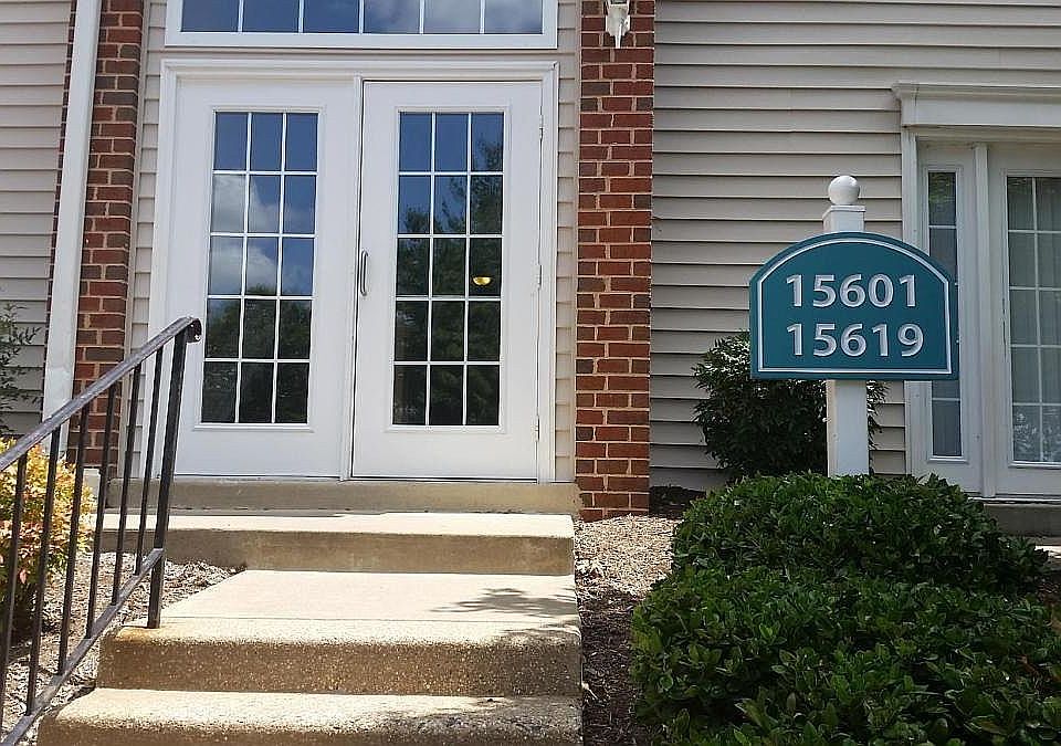 1st image of 15609 Horseshoe Ln #609