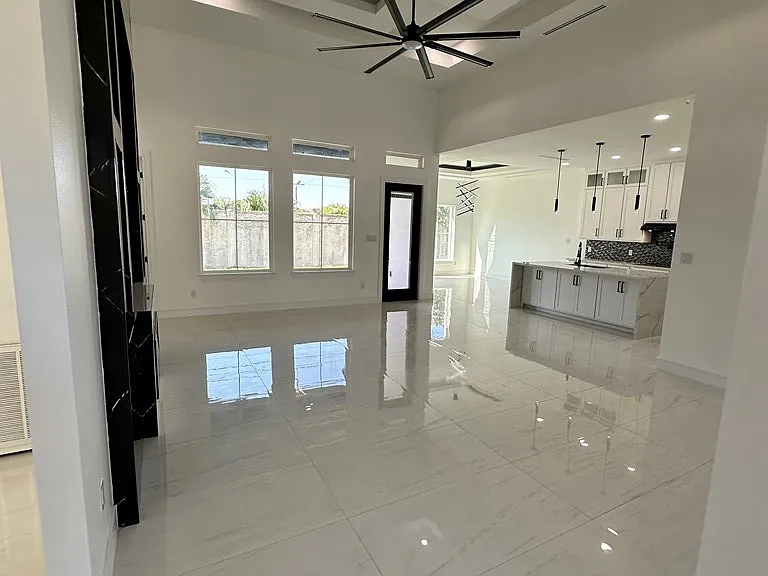 124 Sea Grape Ln — Photo 16
