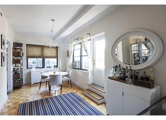 Rented by Warburg | media 21