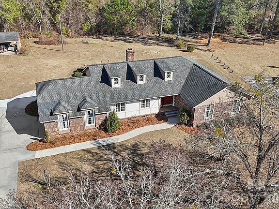 4th image of 454 Woodberry Dr