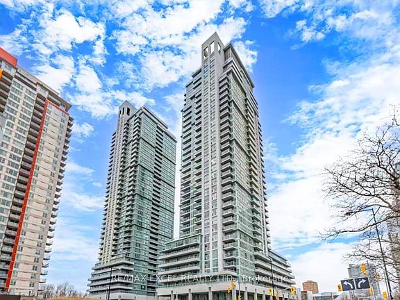 2nd image of 70 Town Centre Ct #2807