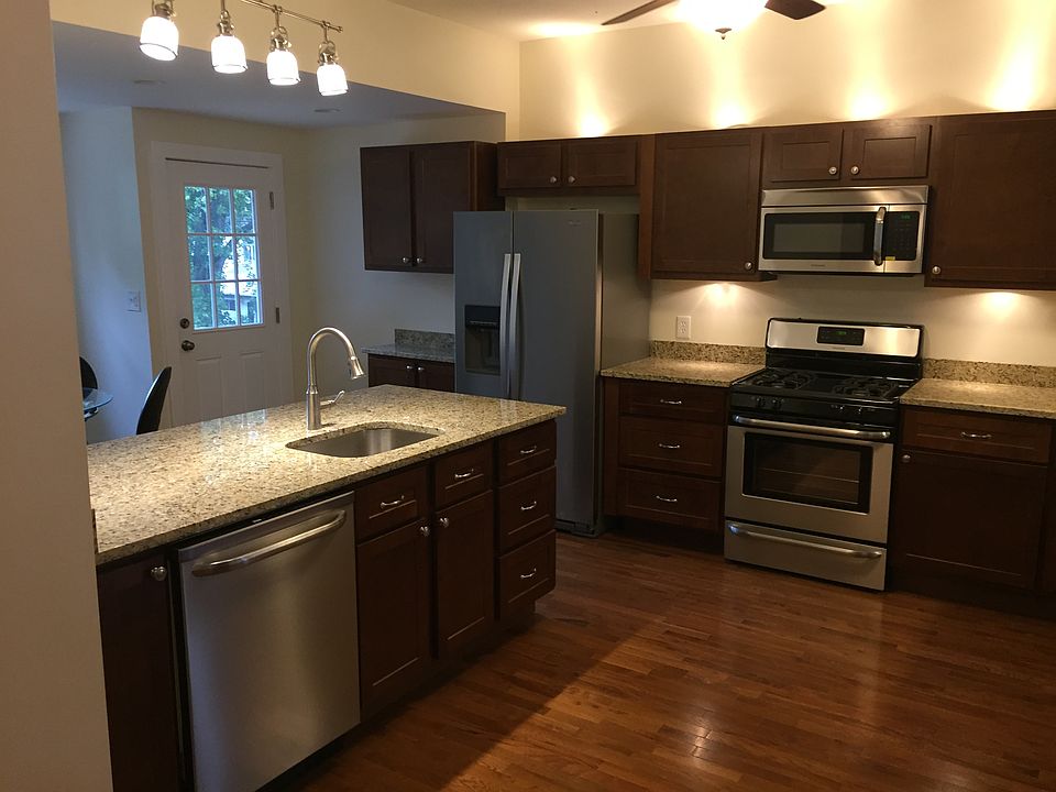 New Kitchen & Appliances