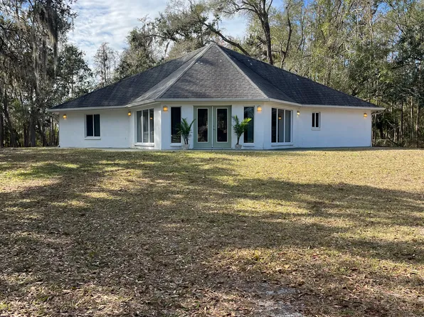 2202 Taylor Ln, Tampa, FL 33618