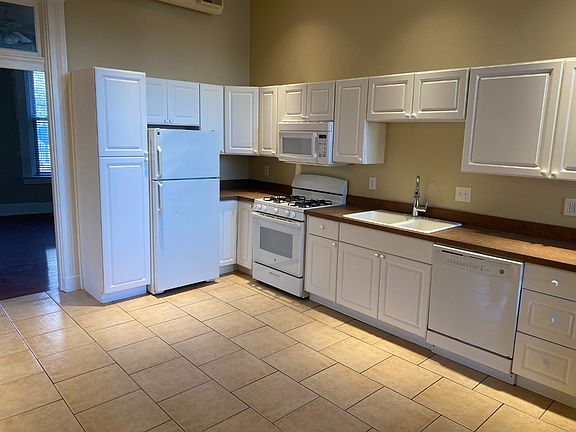2nd image of 2469 W McMicken Ave APT 3