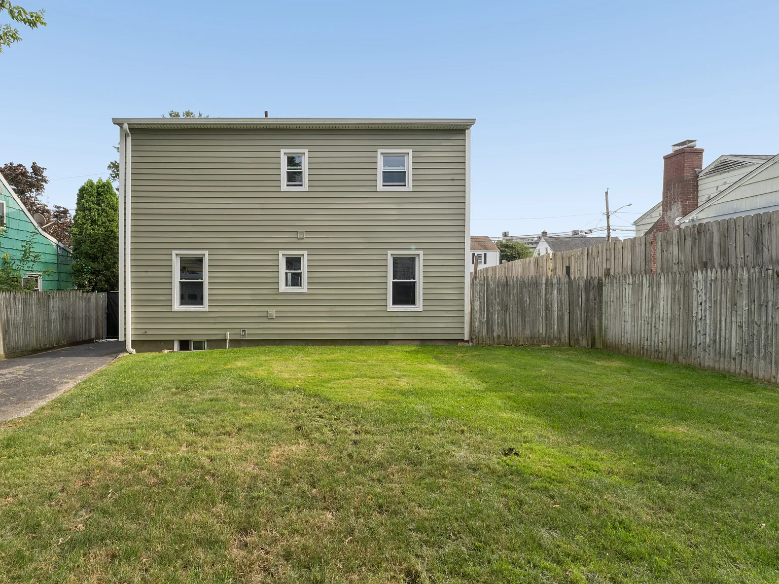 4 bed, 1620 sqft, $4,000 — Photo 4