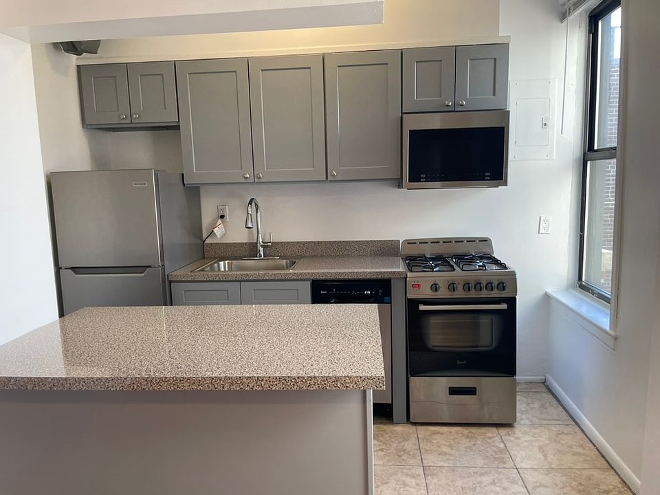 1st image of 455 Fort Washington Ave APT 6D