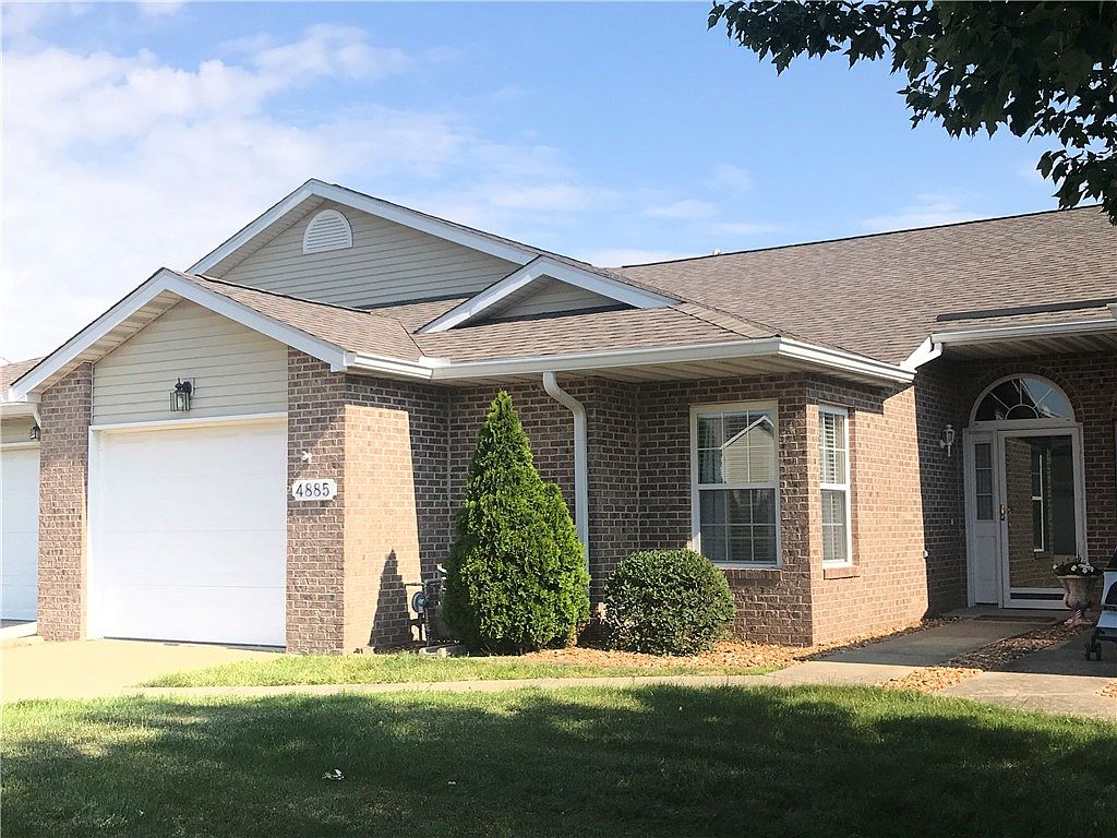 4885 Arbor Ct, Decatur, IL 62526 Zillow