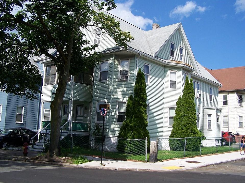 2nd image of 203 Main St