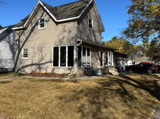 600 Maple St SW, Sleepy Eye, MN 56085