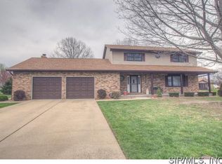 820 Knipp Ave, Mascoutah, IL