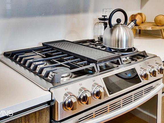 2nd image of 2100 Bedford Ave #8B