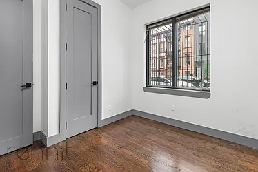 Rented by Rennit Inc.