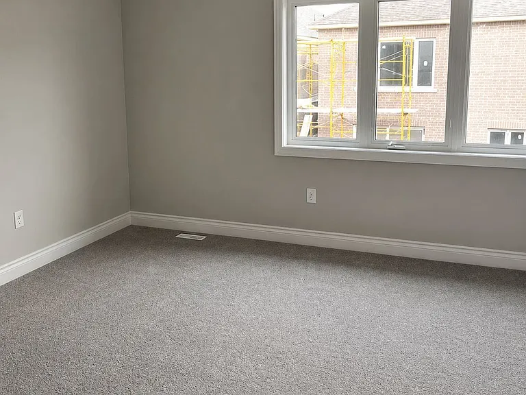 523 Bellflower Ct — Photo 3