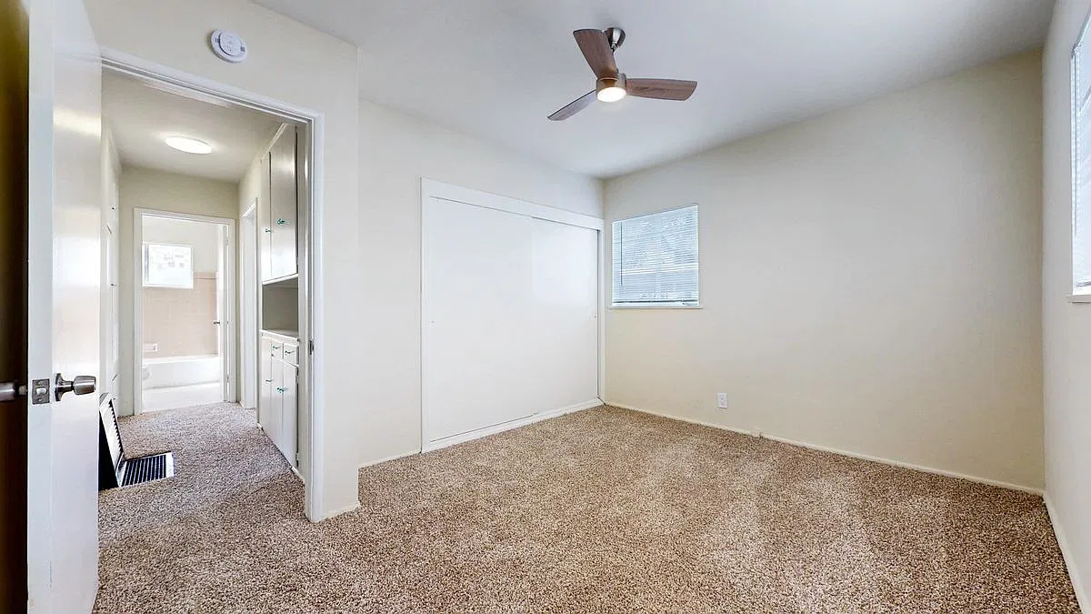 2 bed, 1.0 bath, 650 sqft, $2,000 — Photo 4