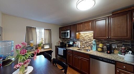 2nd image of 28 Bryon Rd Unit 2